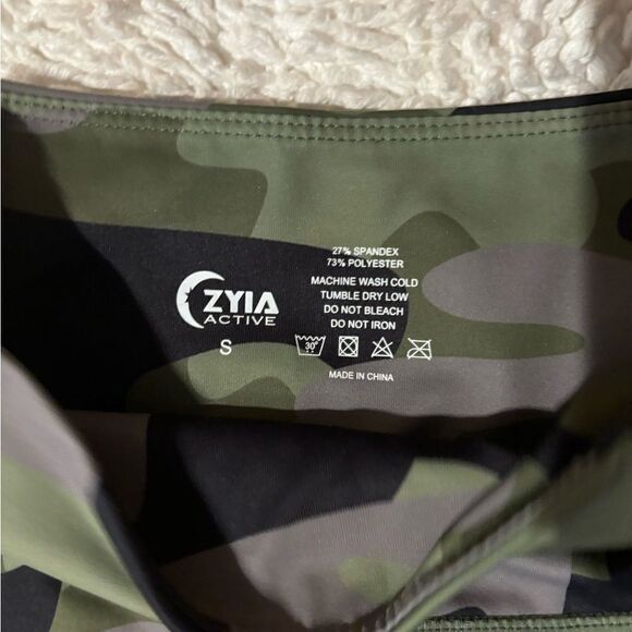 ZYIA Leggings  - Picture 3 of 3